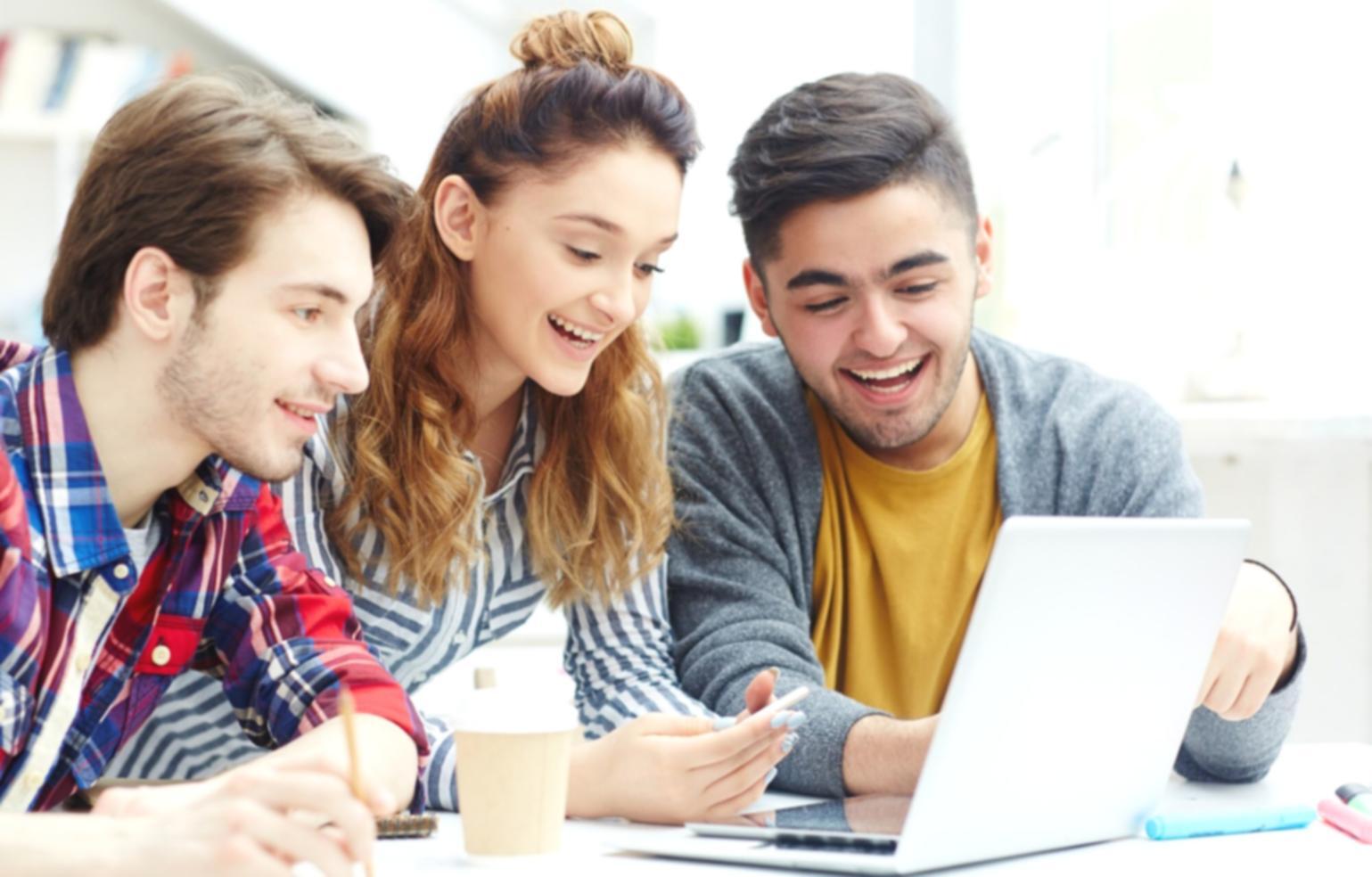 Dashboard personalizado con métricas específicas por sector empresarial